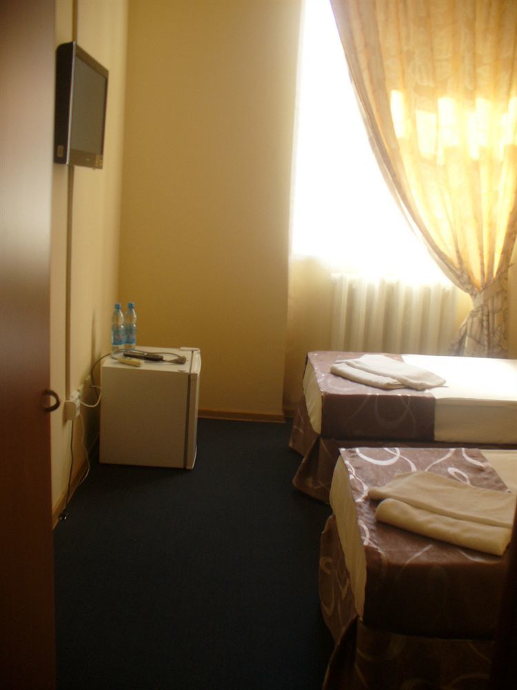 Victoria Palace Atyraū Extérieur photo